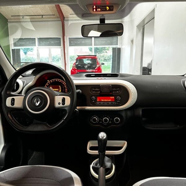 Renault Twingo SCe 70 Expression 2014 - Image 10