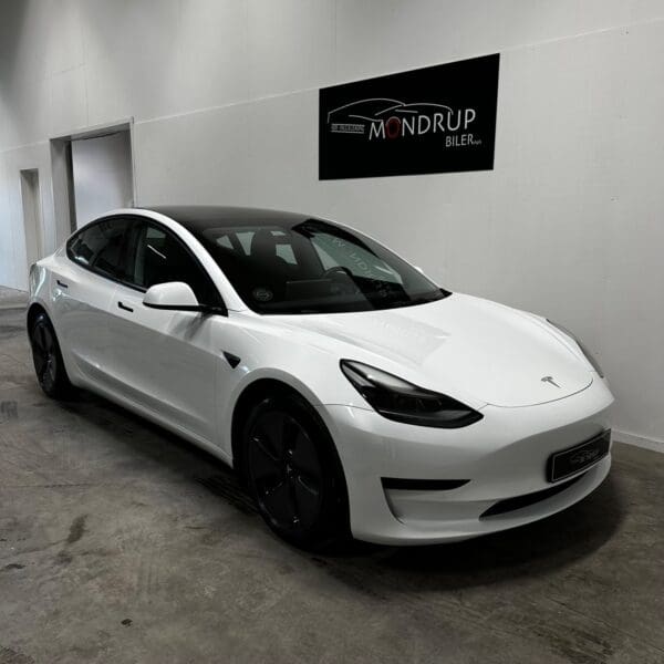 Tesla Model 3 RWD 2022 - Image 6