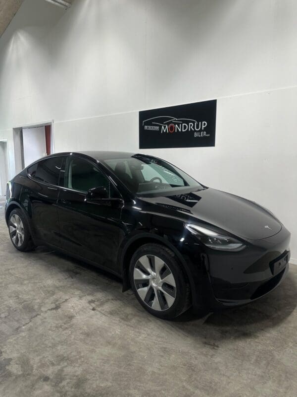 Tesla Model Y RWD 2023 - Image 7