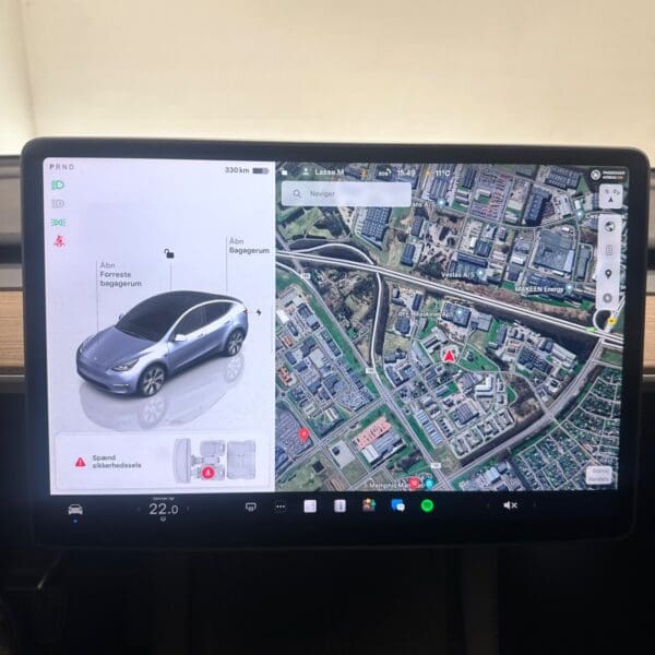 Tesla Model Y Long Range AWD 2023 - Image 14