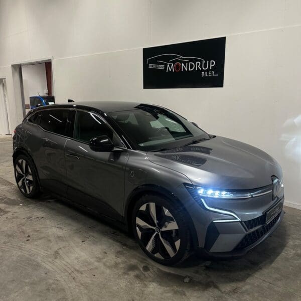 Renault Megane E-Tech Techno 2022 - Image 13