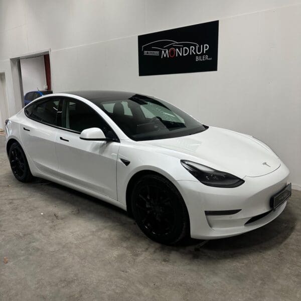 Tesla Model 3 Long Range AWD 2021 - Image 6