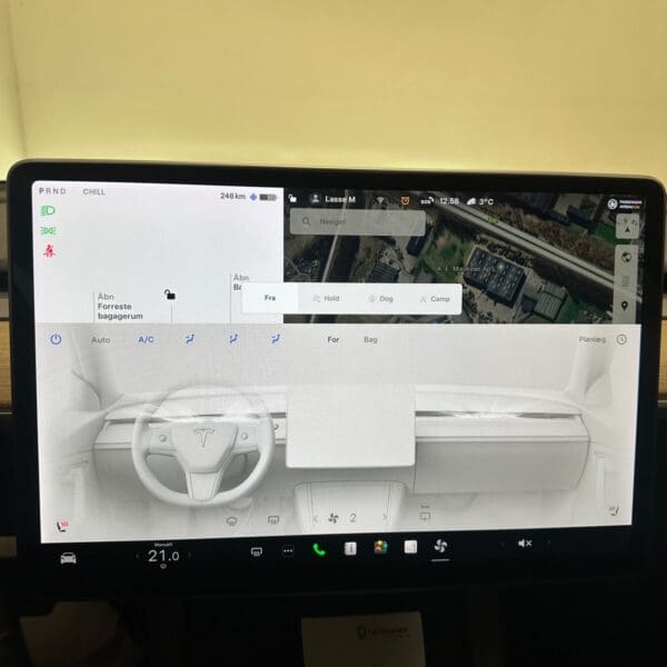 Tesla Model 3 Long Range AWD 2021 - Image 17