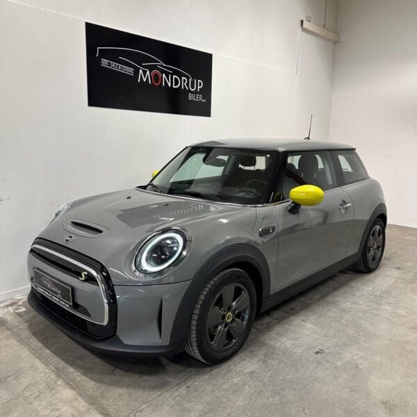 MINI Cooper SE Essential Trim 2021