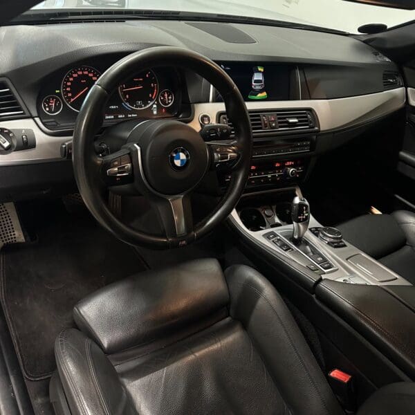BMW 530d Touring M-Sport aut. 2014 - Image 3