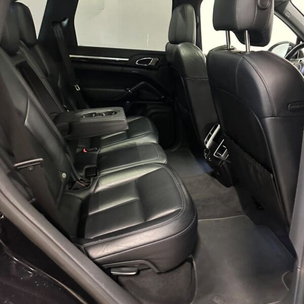 Porsche Cayenne D Tiptr. 2015 - Image 13