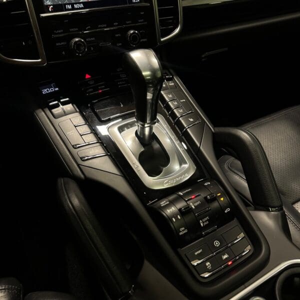Porsche Cayenne D Tiptr. 2015 - Image 16