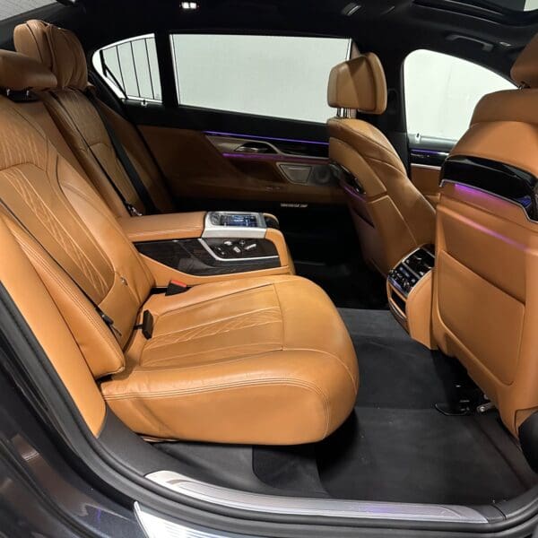 BMW 750Li xDrive aut. 2015 - Image 10