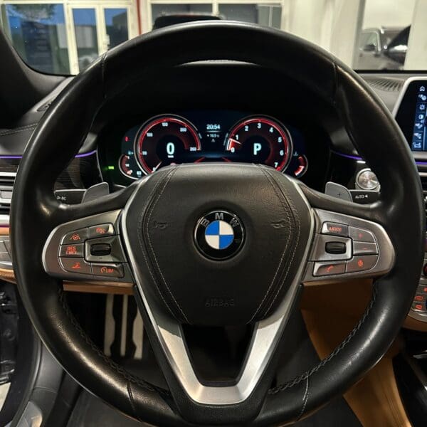 BMW 750Li xDrive aut. 2015 - Image 22