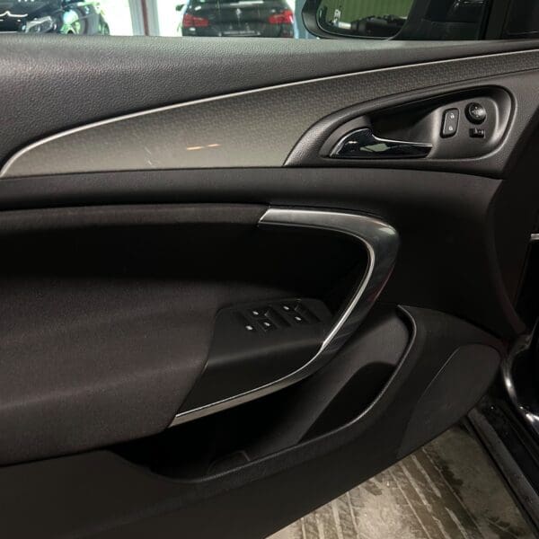 Opel Insignia T 140 Edition Sports Tourer eco 2014 - Image 7