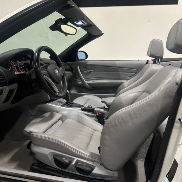 BMW 120i Cabriolet aut. 2008 - Image 4