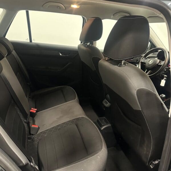 Skoda Fabia TSi 95 Ambition Combi 2020 - Image 5