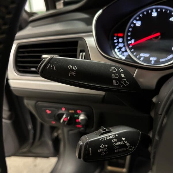 Audi A6 TDi 190 S-line Avant S-tr. 2015 - Image 7