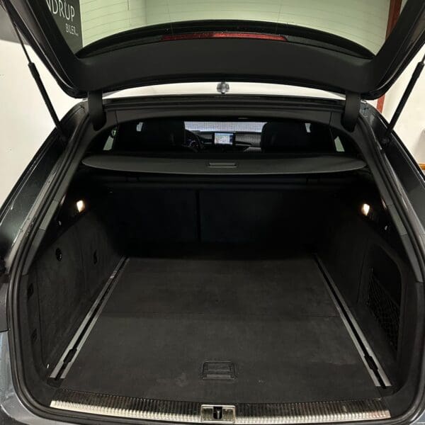 Audi A6 TDi 190 S-line Avant S-tr. 2015 - Image 10