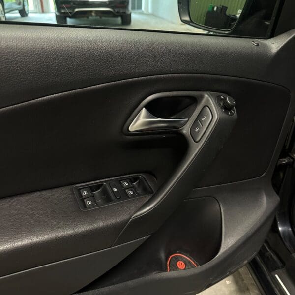 VW Polo TSi 140 BlueGT DSG 2013 - Image 6