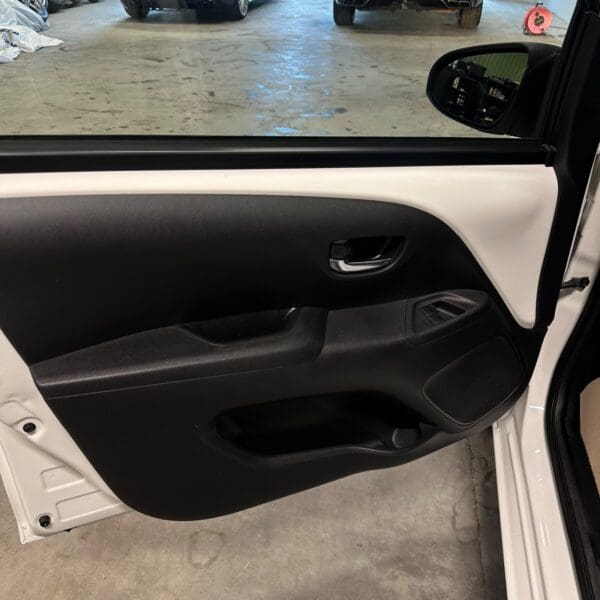 Toyota Aygo VVT-i x-play 2018 - Image 8