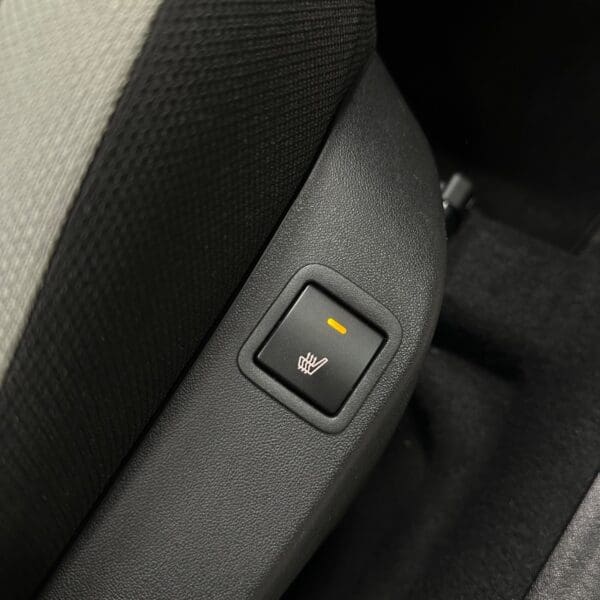 Toyota Aygo VVT-i x-play 2018 - Image 12