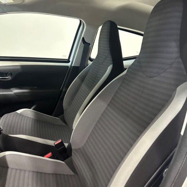 Toyota Aygo VVT-i x-play 2018 - Image 18