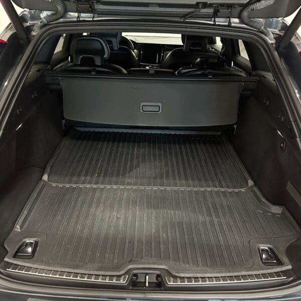 Volvo V90 D4 190 R-Design aut. 2018 - Image 17