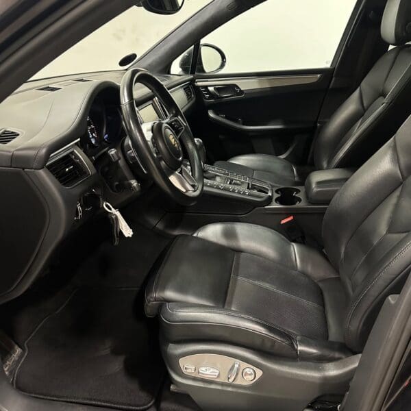 Porsche Macan Turbo PDK 2014 - Image 3