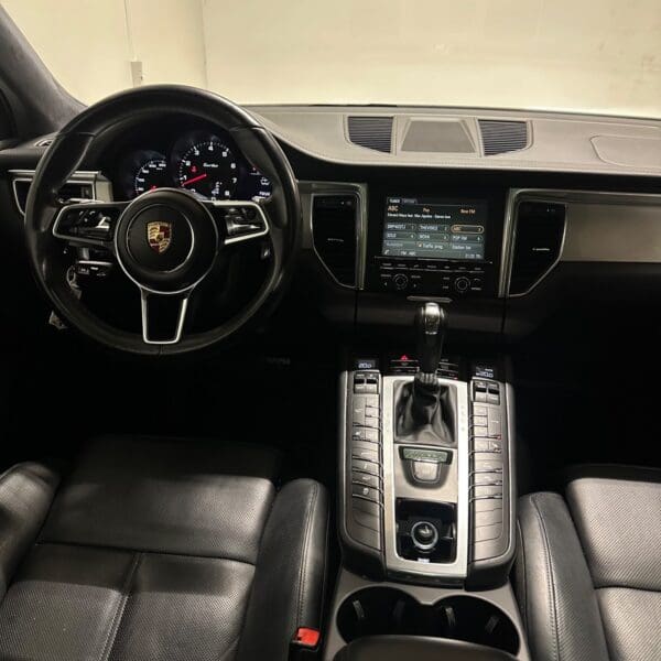 Porsche Macan Turbo PDK 2014 - Image 9