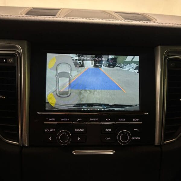Porsche Macan Turbo PDK 2014 - Image 16