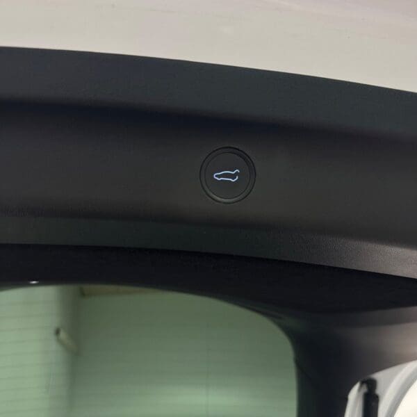 Tesla Model Y Long Range AWD 2022 - Image 14