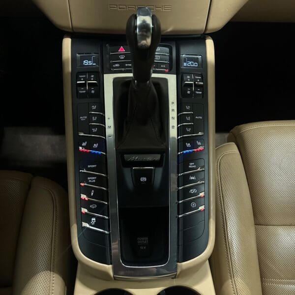 Porsche Macan Turbo PDK 2015 - Image 10