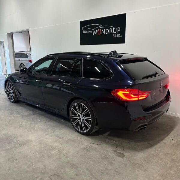 BMW 530d Touring M-Sport xDrive aut. 2018 - Billede 2