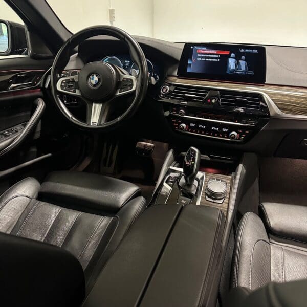 BMW 530d Touring M-Sport xDrive aut. 2018 - Billede 9