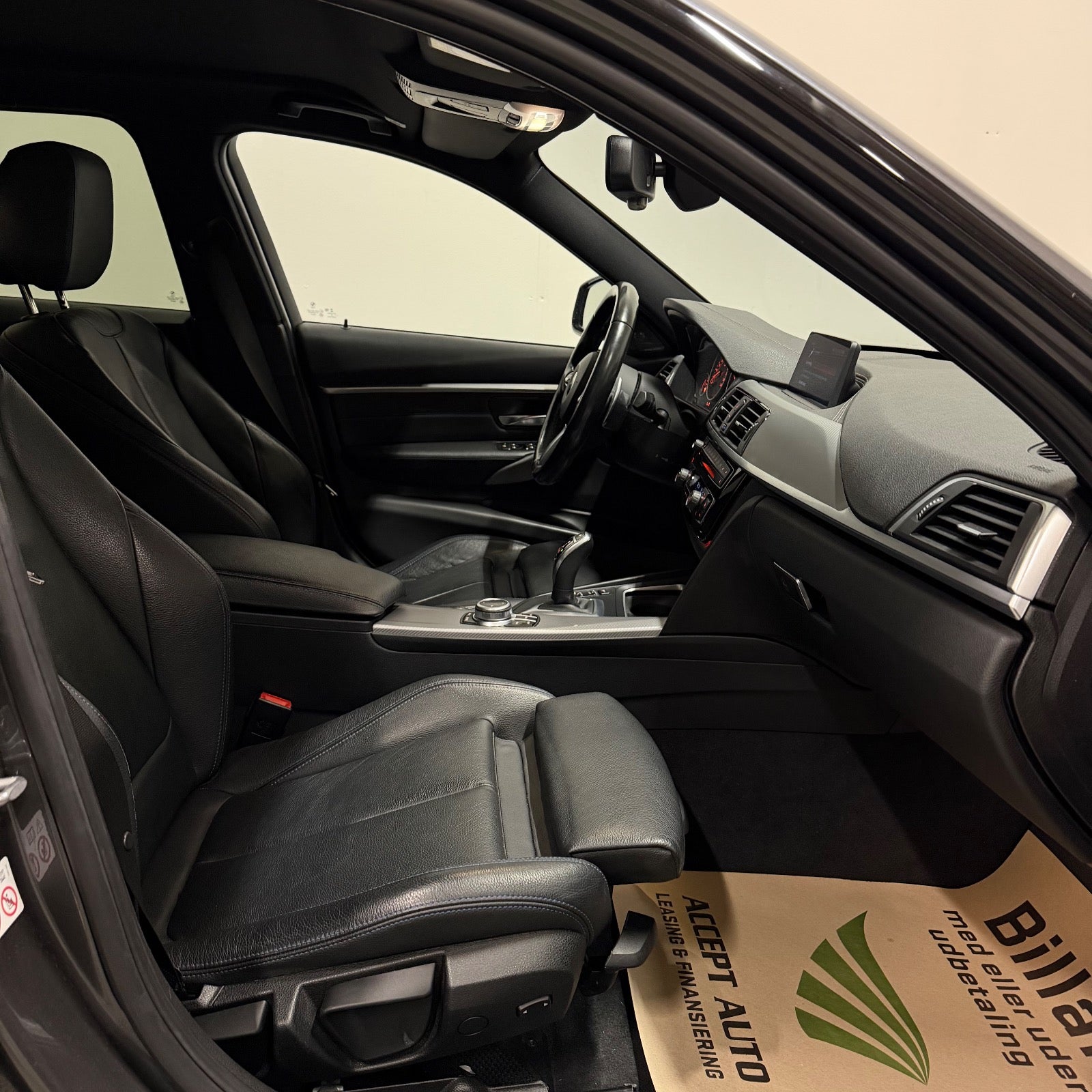 BMW 330d Touring M-Sport aut. 2018 - Billede 16