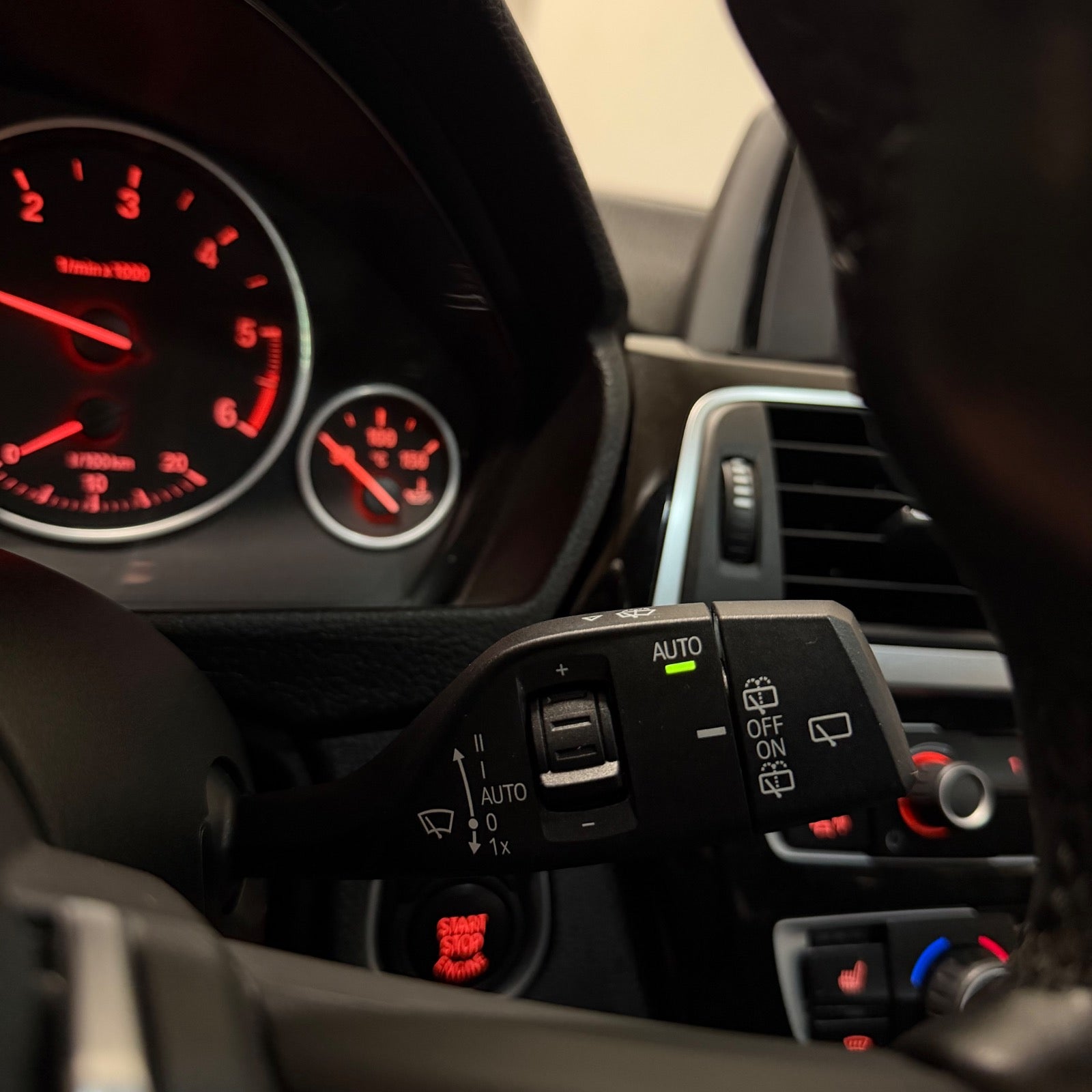 BMW 320d Touring aut. 2018 - Billede 4