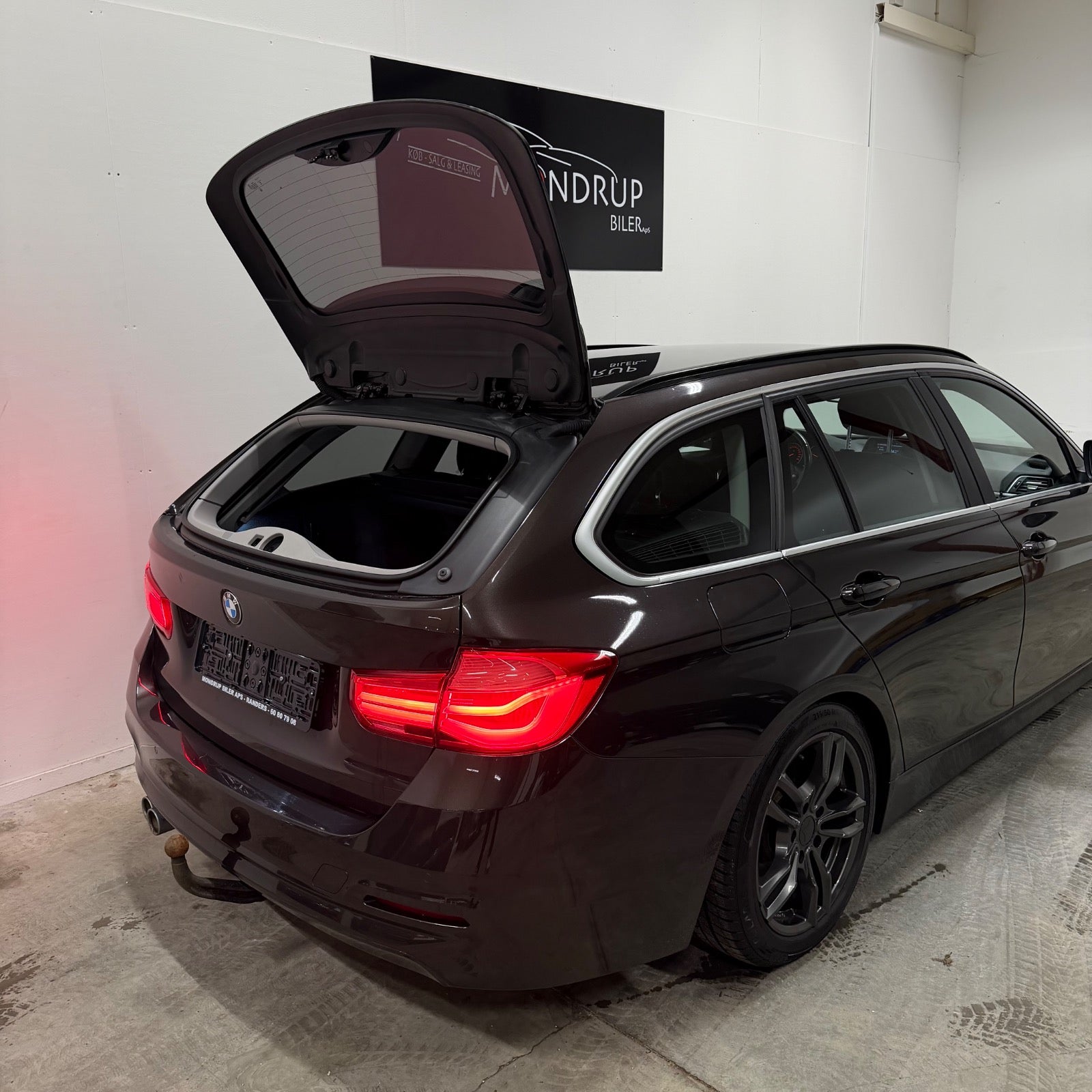 BMW 320d Touring aut. 2018 - Billede 13