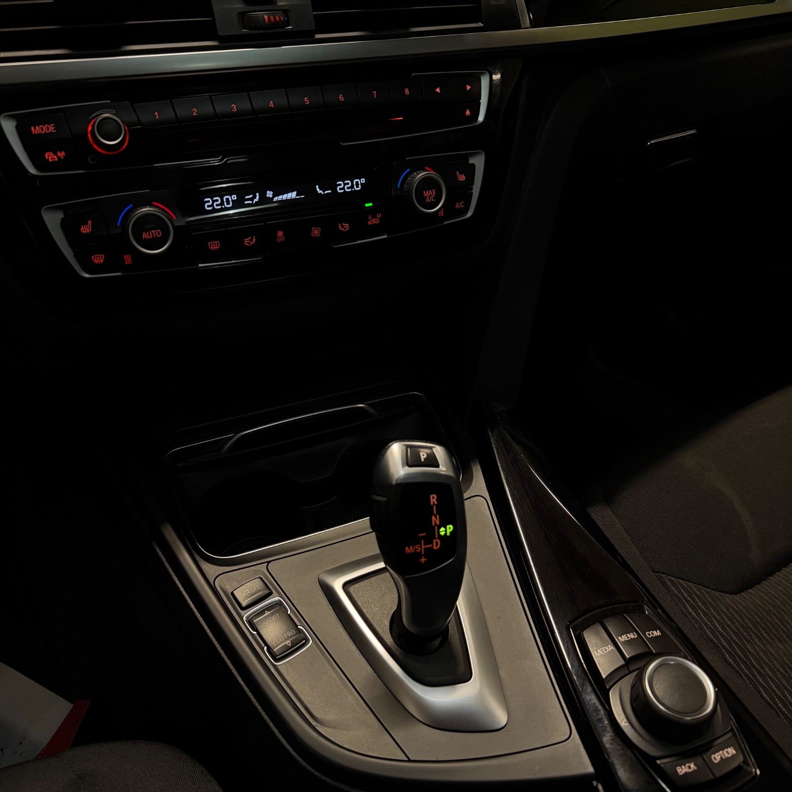 BMW 320d Touring aut. 2018 - Billede 15