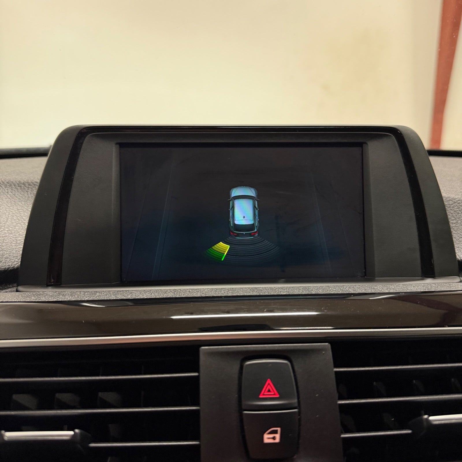 BMW 320d Touring aut. 2018 - Billede 17