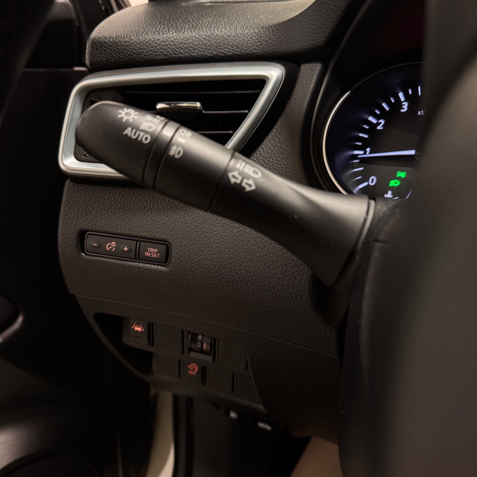 Nissan Qashqai Dig-T 140 N-Connecta 2020