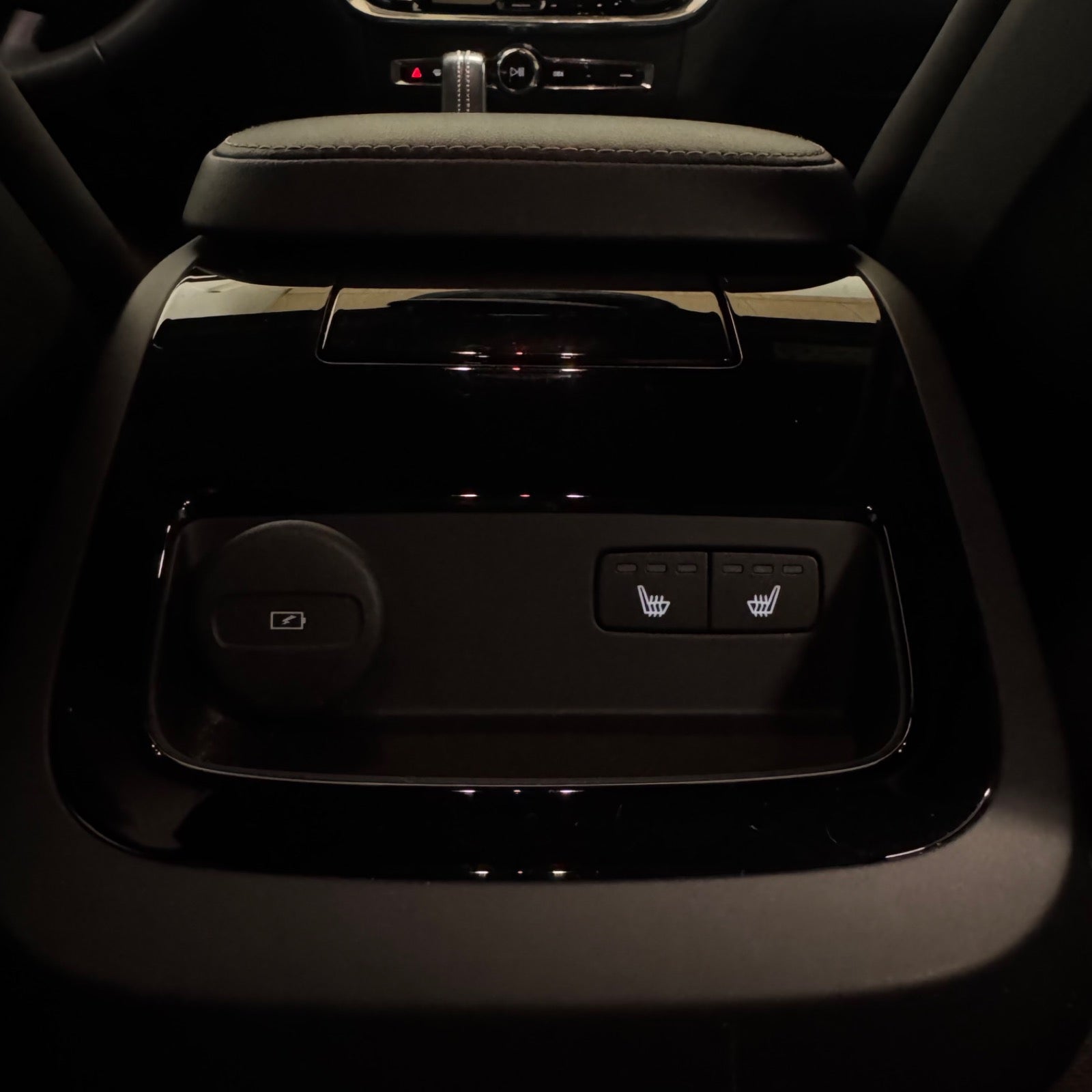 Volvo V60 T6 ReCharge R-Design aut. AWD 2022