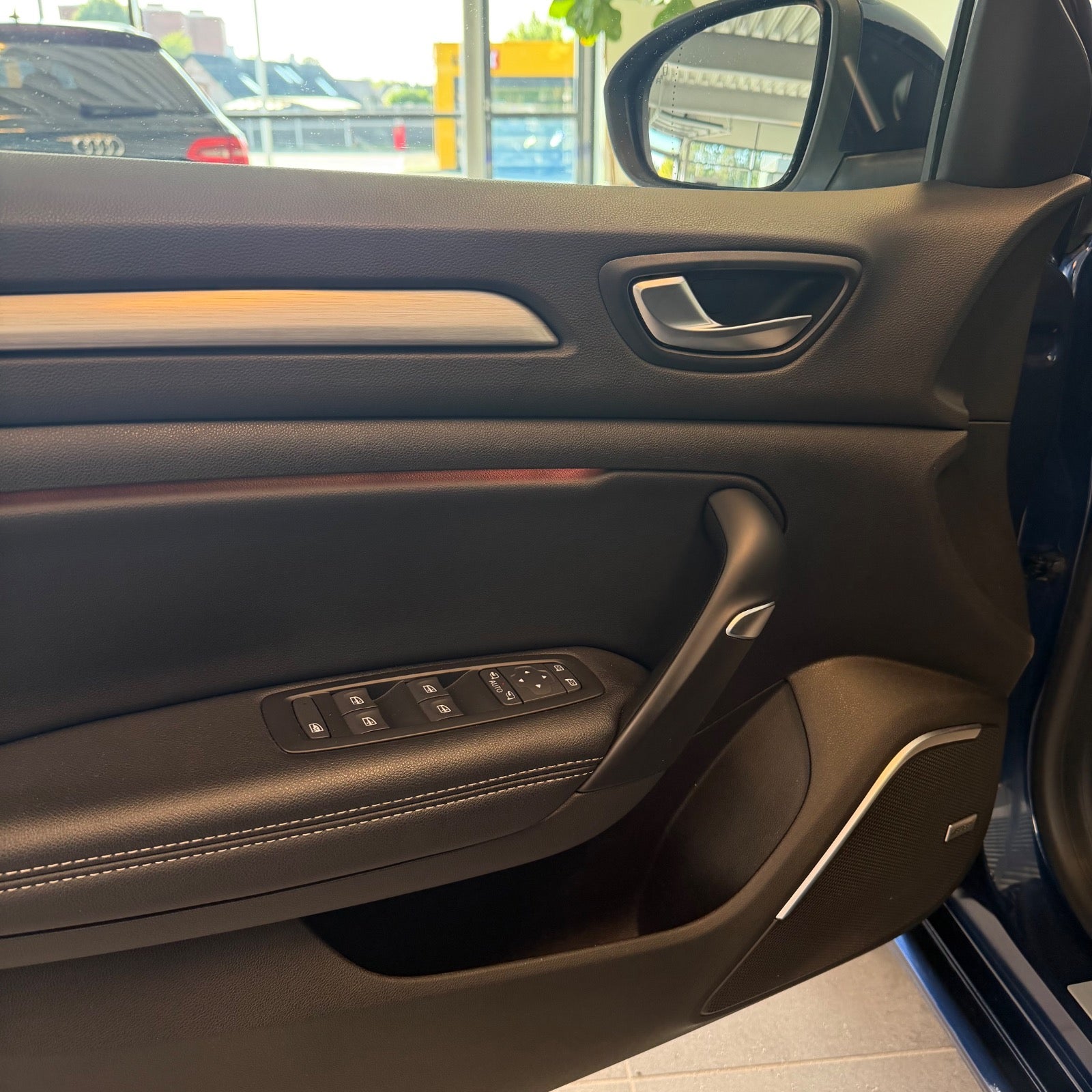 Renault Megane IV dCi 110 Bose Edition Sport Tourer EDC 2018