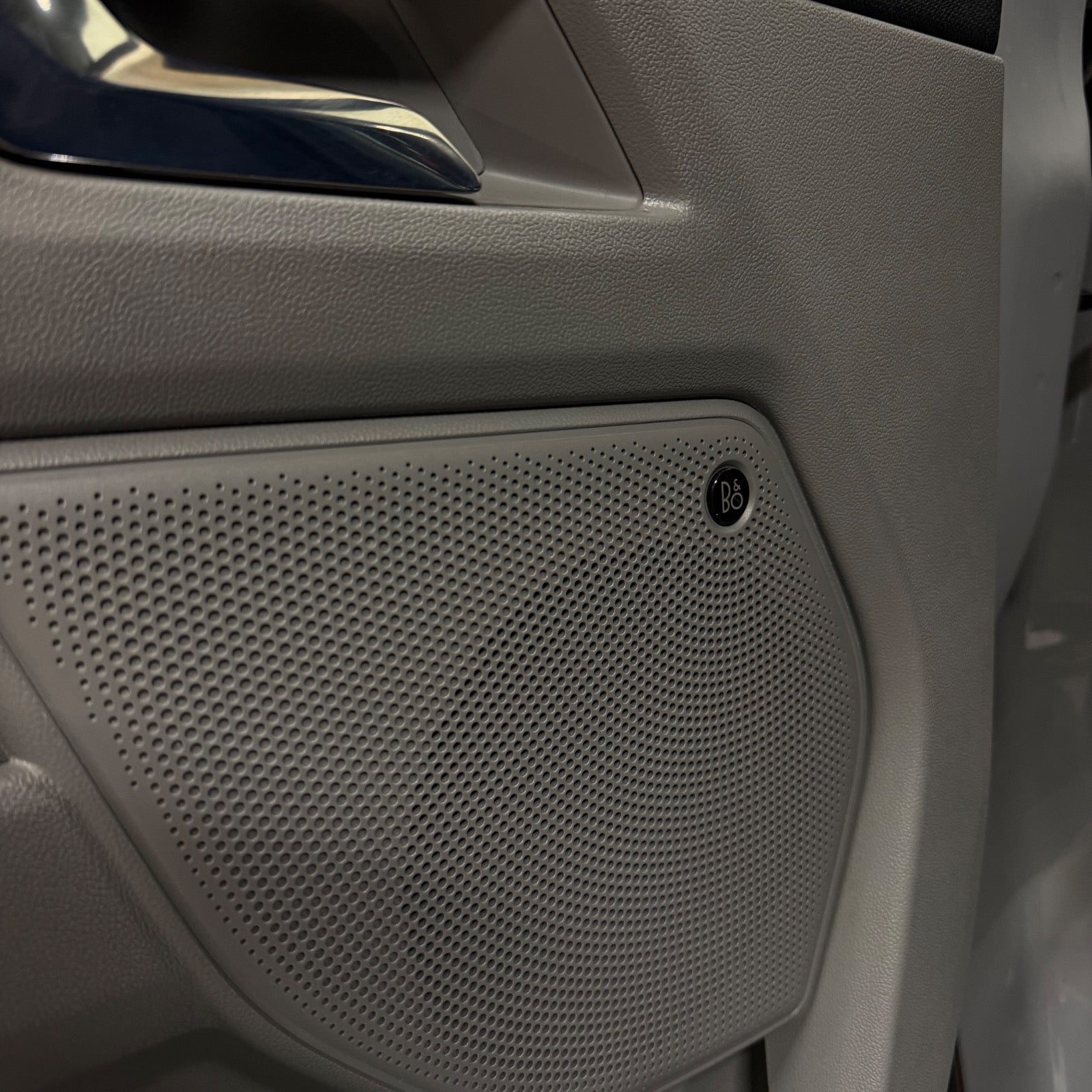 Ford Tourneo Custom 340 L1 PHEV Titanium X CVT 2025