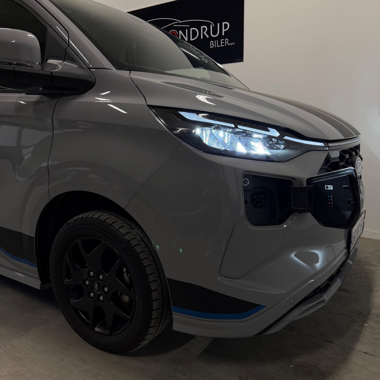 Ford Tourneo Custom 340 L1 PHEV Titanium X CVT 2025