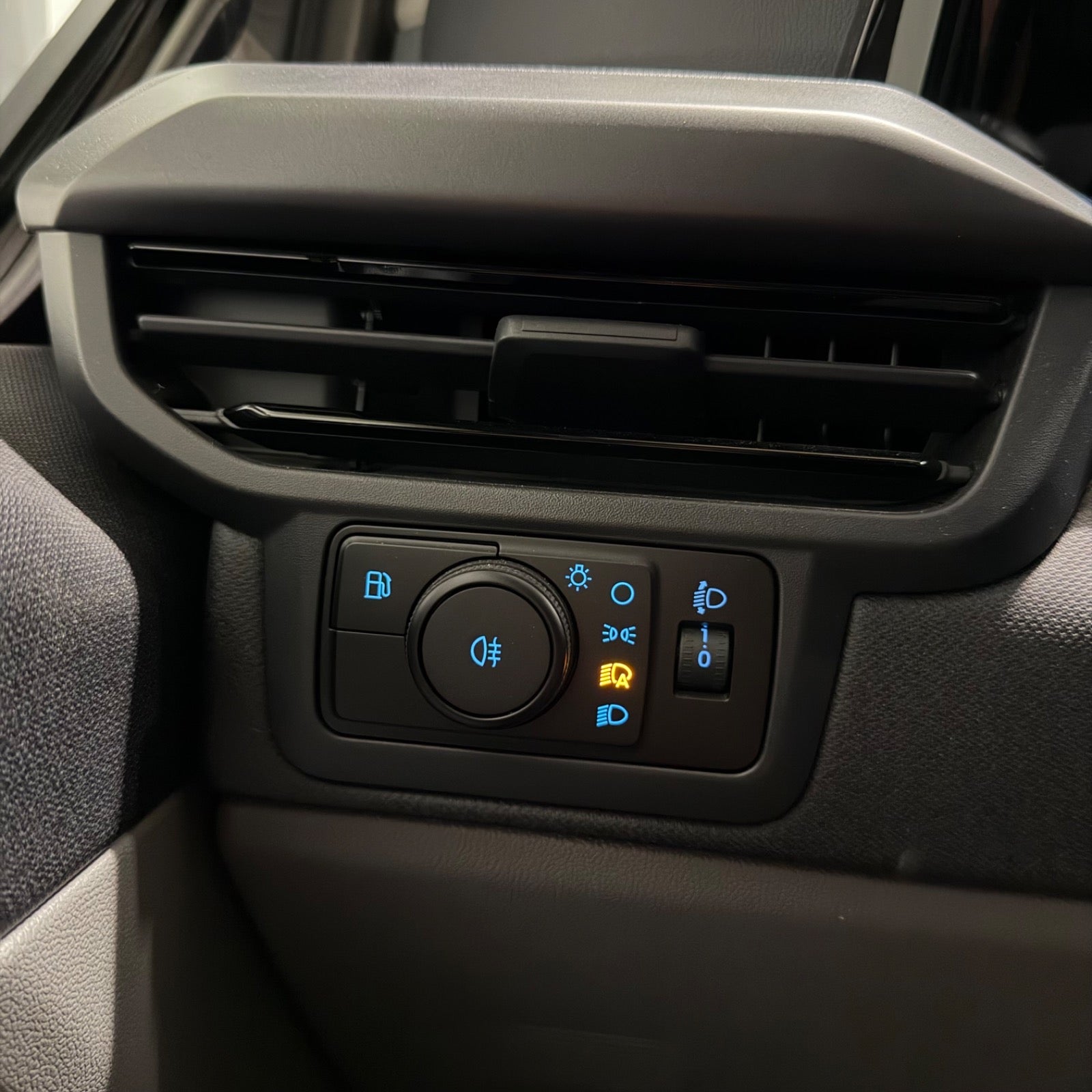 Ford Tourneo Custom 340 L1 PHEV Titanium X CVT 2025