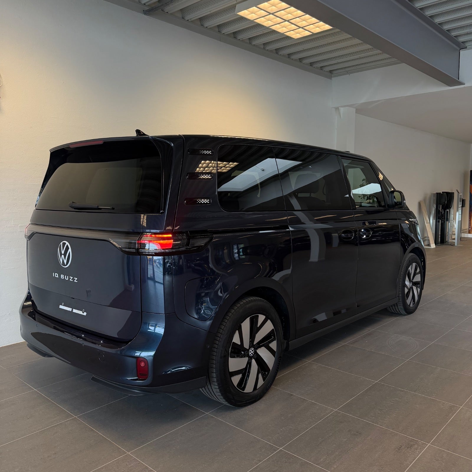 VW ID. Buzz Pro SWB 2024