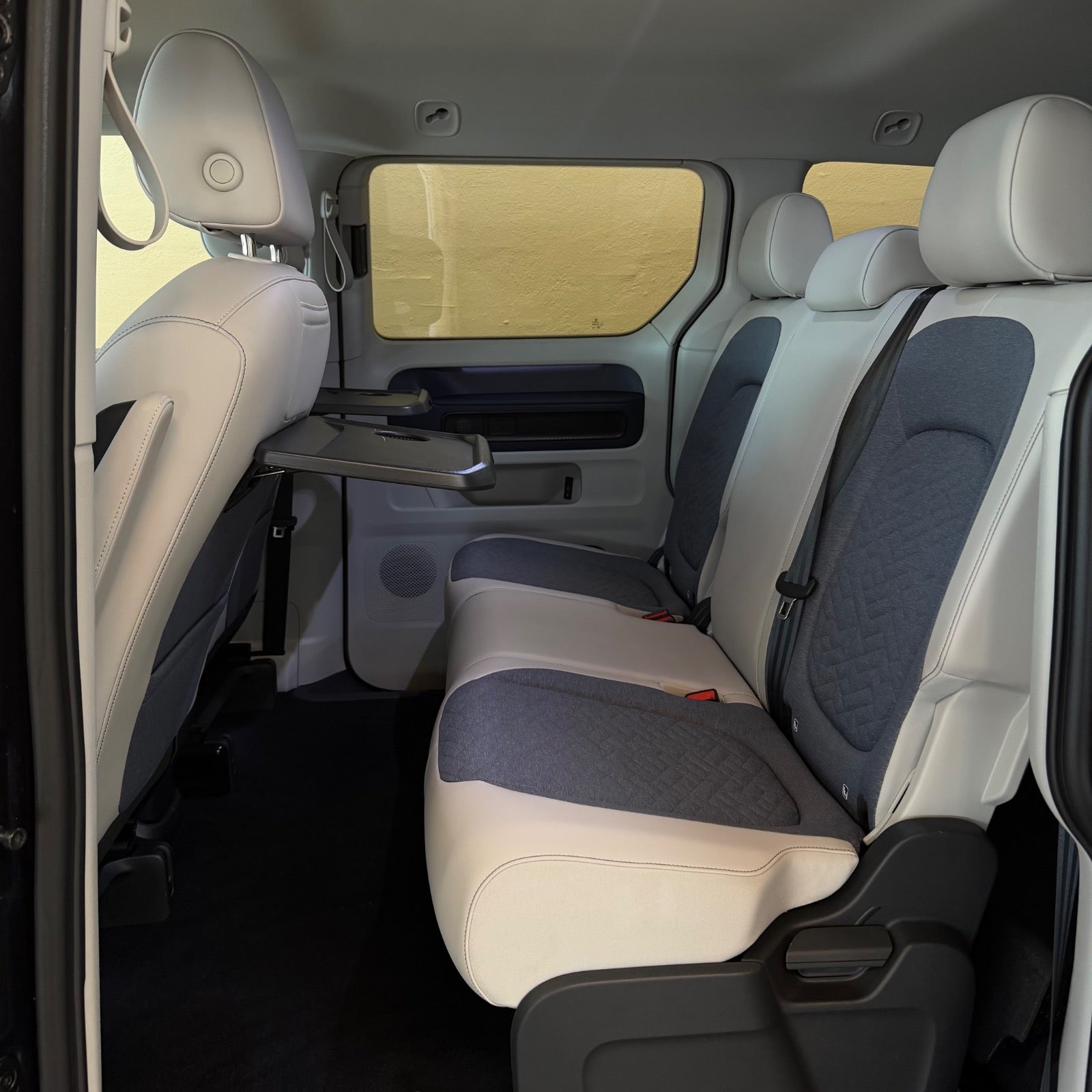 VW ID. Buzz Pro SWB 2024