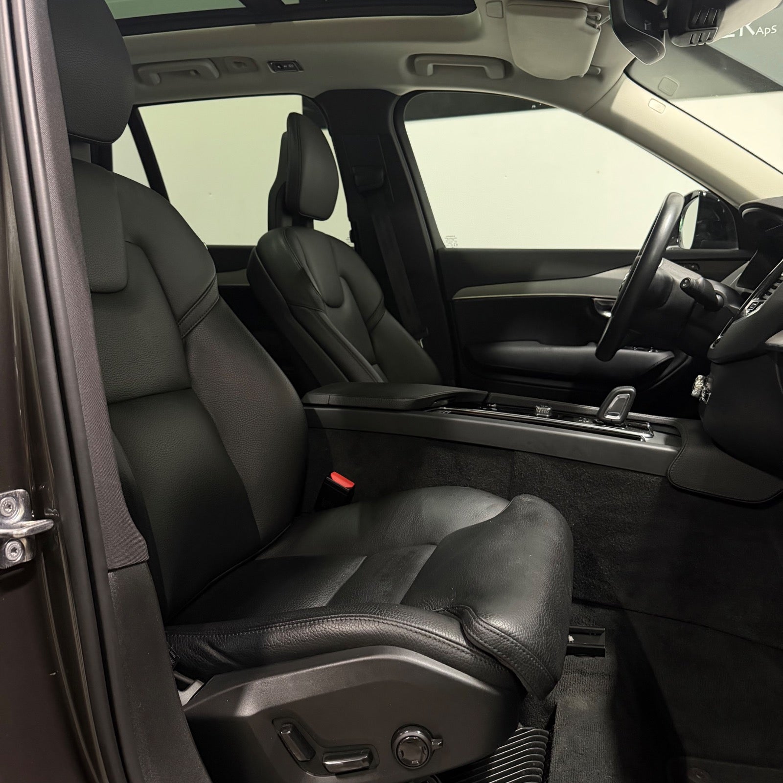 Volvo XC90 T8 ReCharge R-Design aut. AWD 7prs 2021