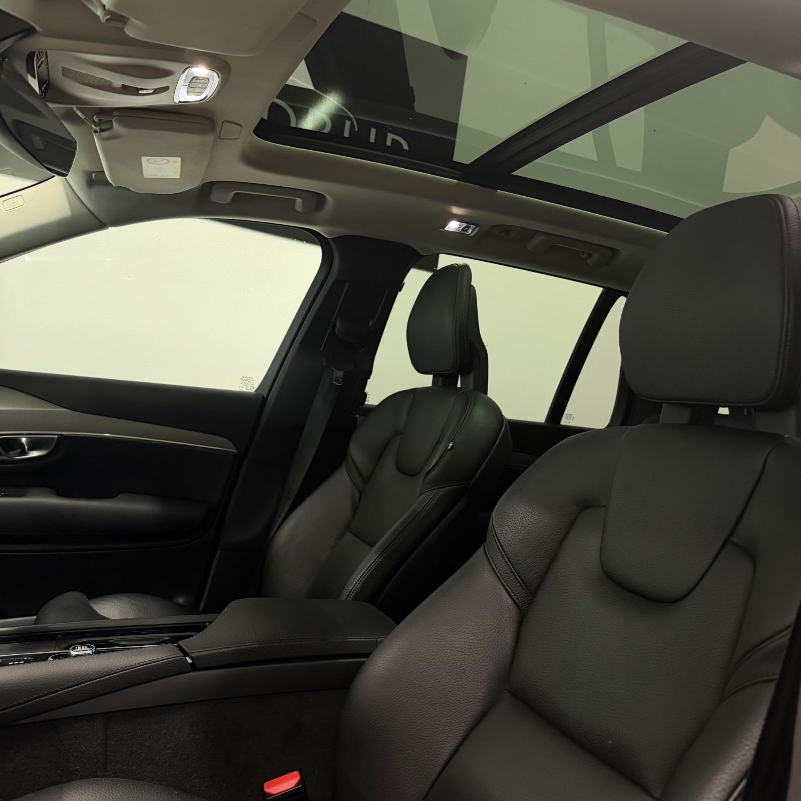 Volvo XC90 T8 ReCharge R-Design aut. AWD 7prs 2021