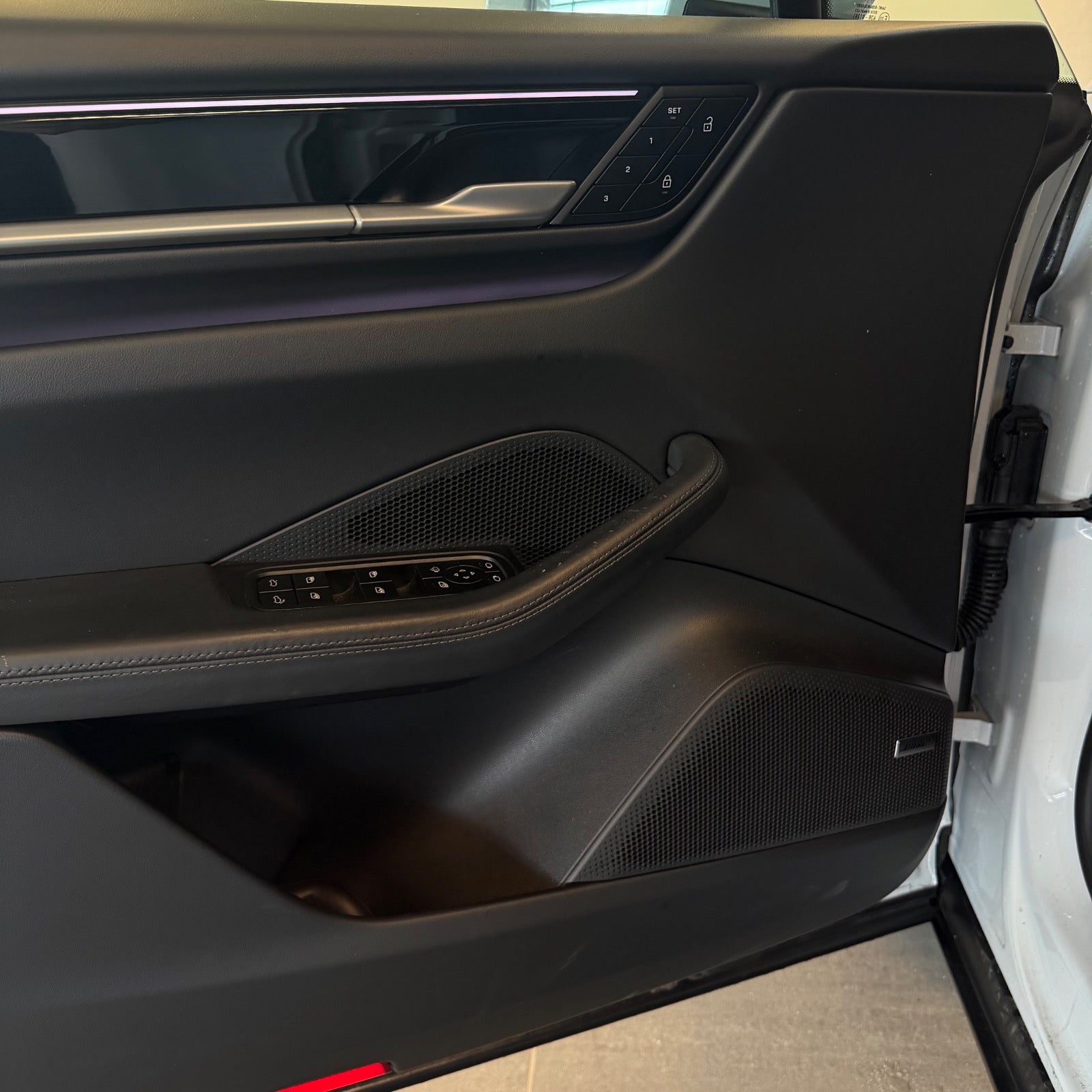 Porsche Macan 4 2025