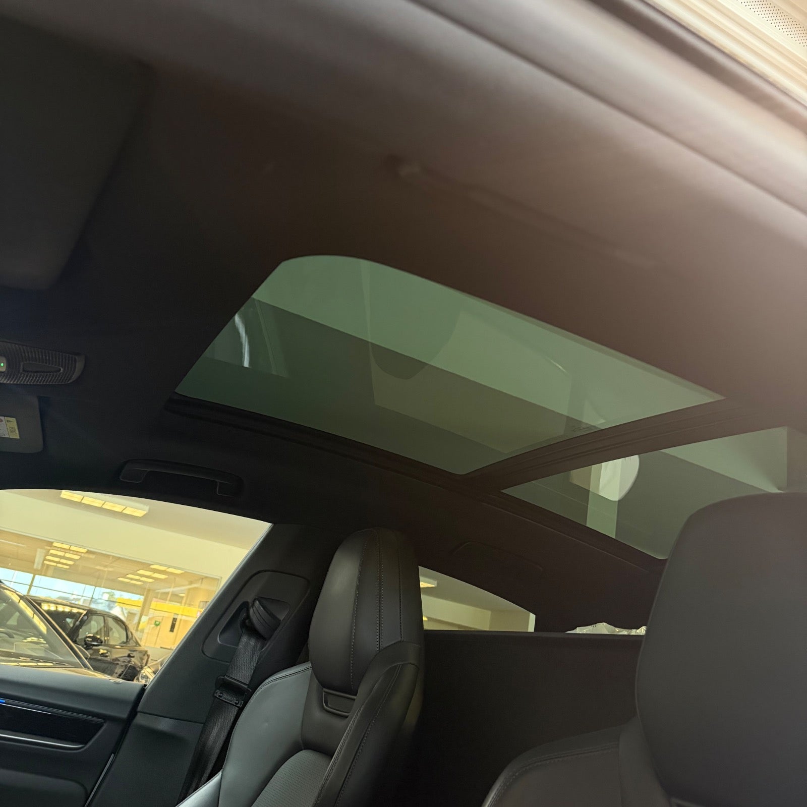 Porsche Macan 4 2025