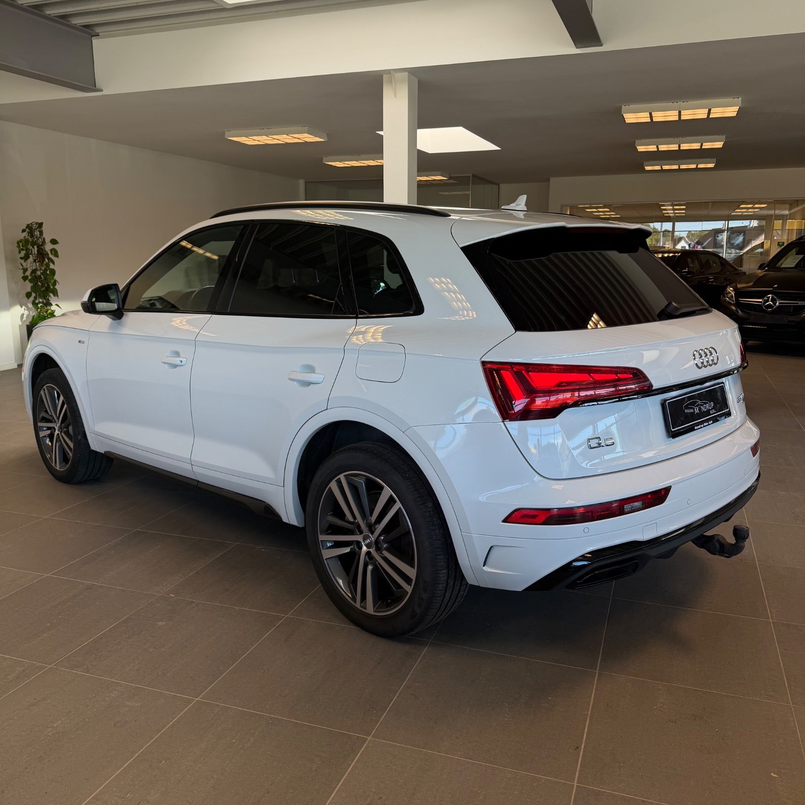 Audi Q5 TFSi e S-line quattro S-tr. 2021