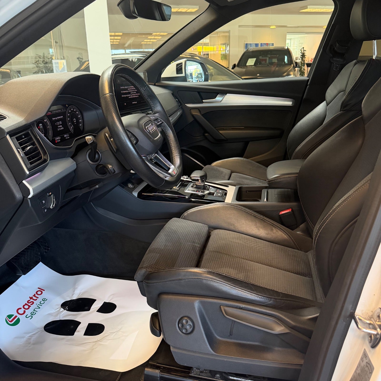 Audi Q5 TFSi e S-line quattro S-tr. 2021