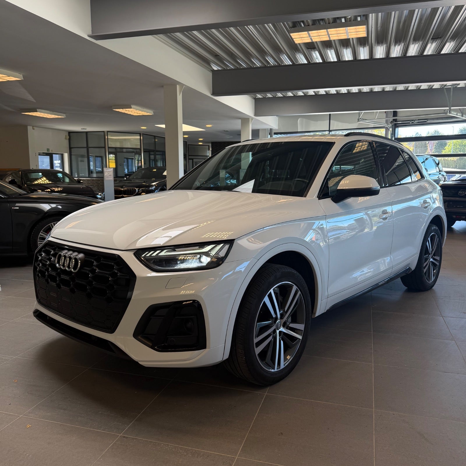 Audi Q5 TFSi e S-line quattro S-tr. 2021